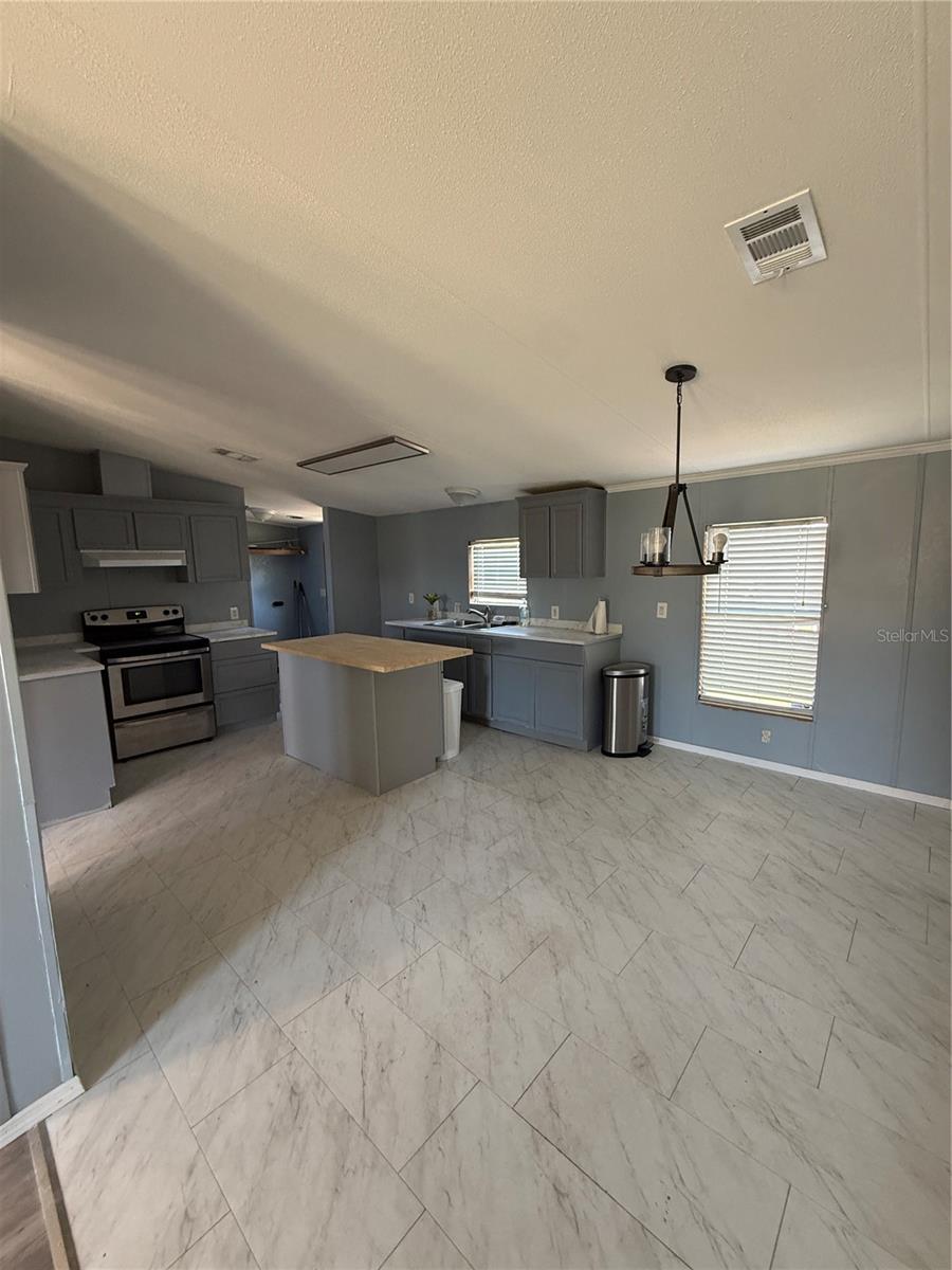 14197 SE 61ST CT, SUMMERFIELD, FL — photo 10