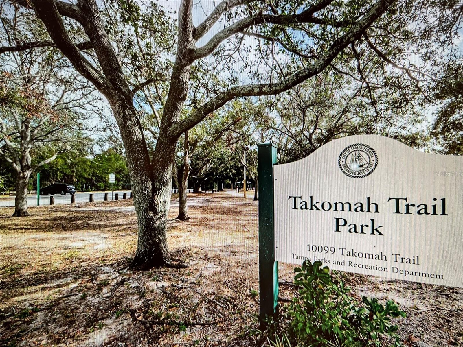 10201 TAKOMAH TRL, TAMPA, FL — photo 2