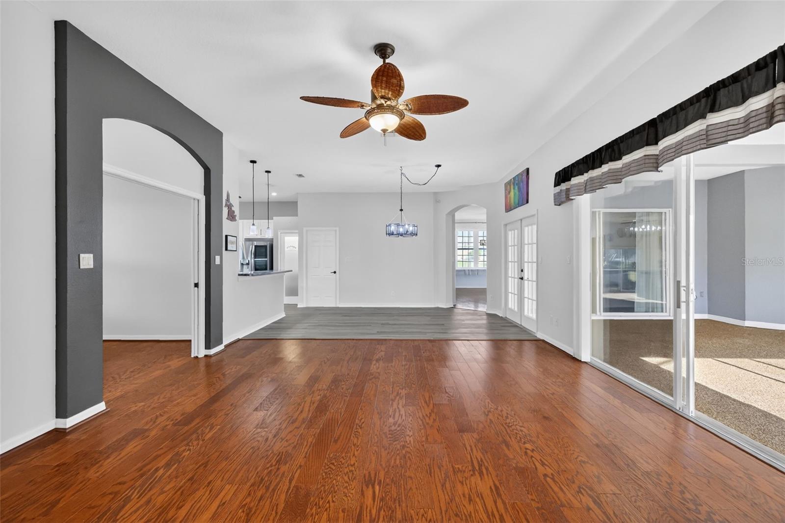 25501 MAUREPAS LN, LEESBURG, FL — photo 34