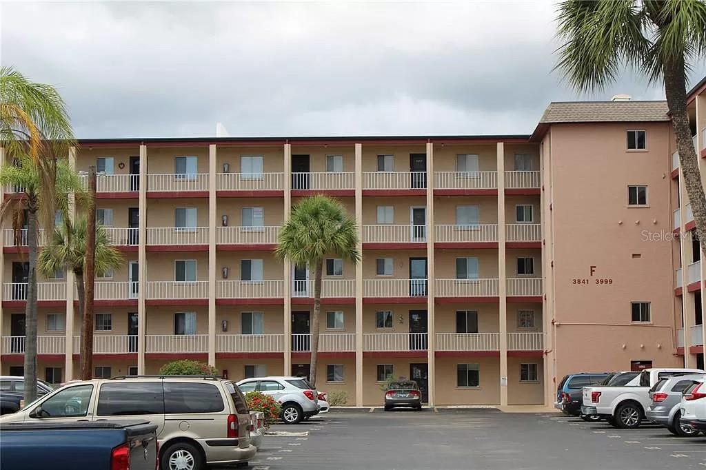 4242 HERON WAY #B323, BRADENTON, FL — photo 2