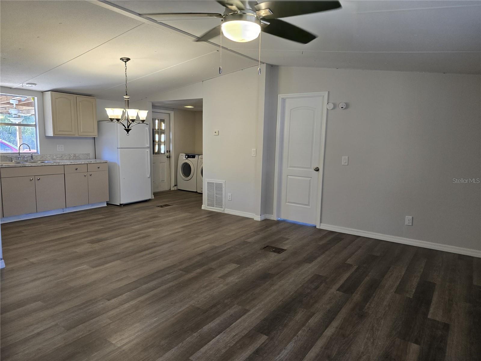 8013 FORMBY ST, RIVERVIEW, FL — photo 6