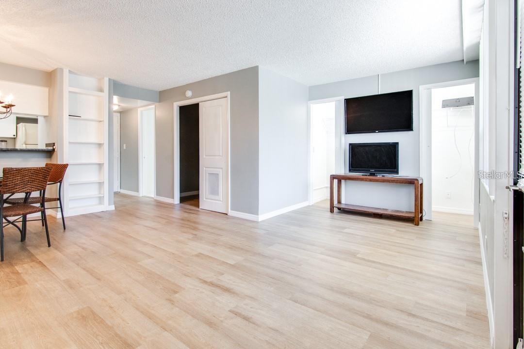 2615 COVE CAY DR #205, CLEARWATER, FL — photo 8