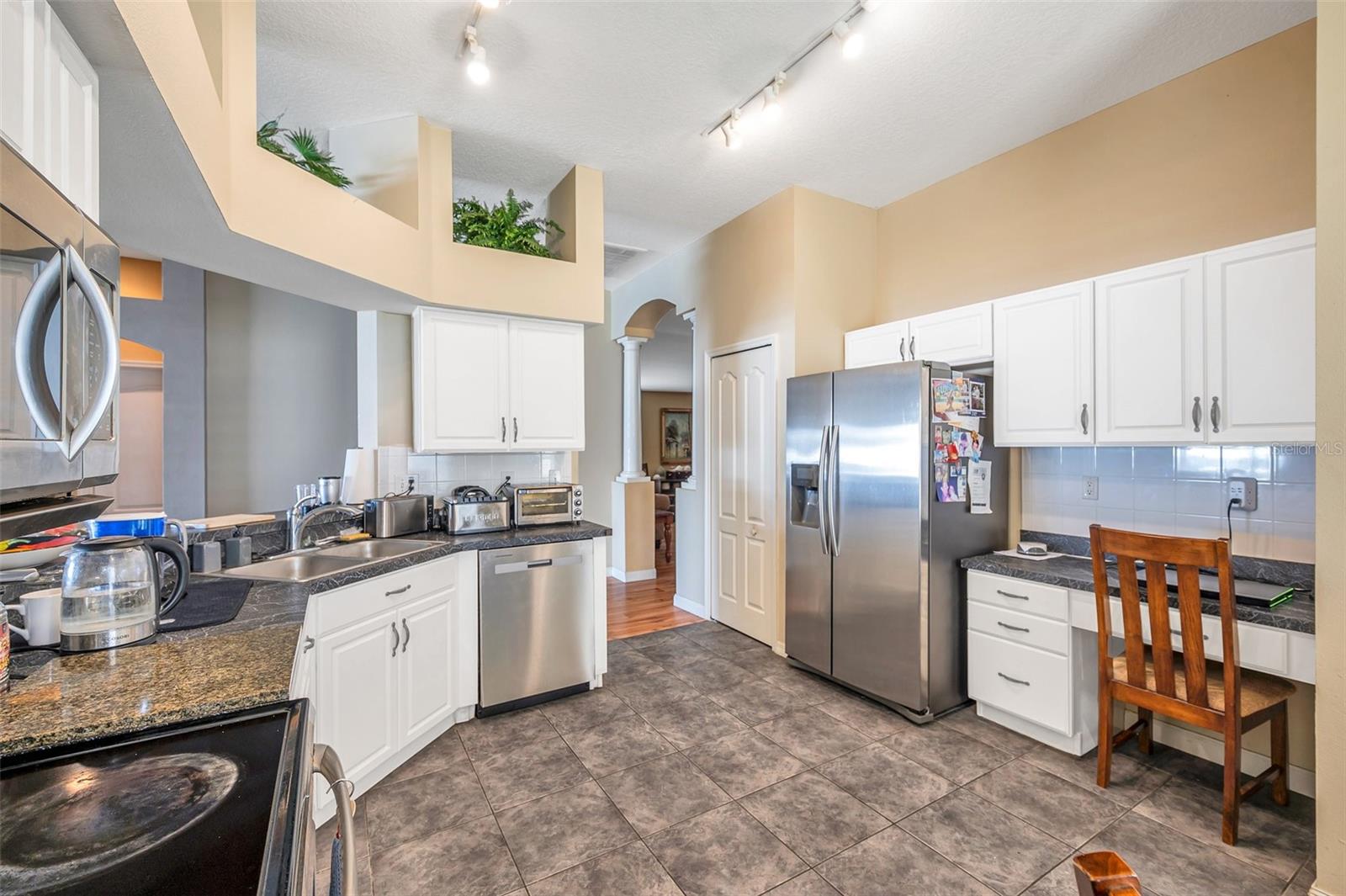 12308 ADVENTURE DR, RIVERVIEW, FL — photo 3