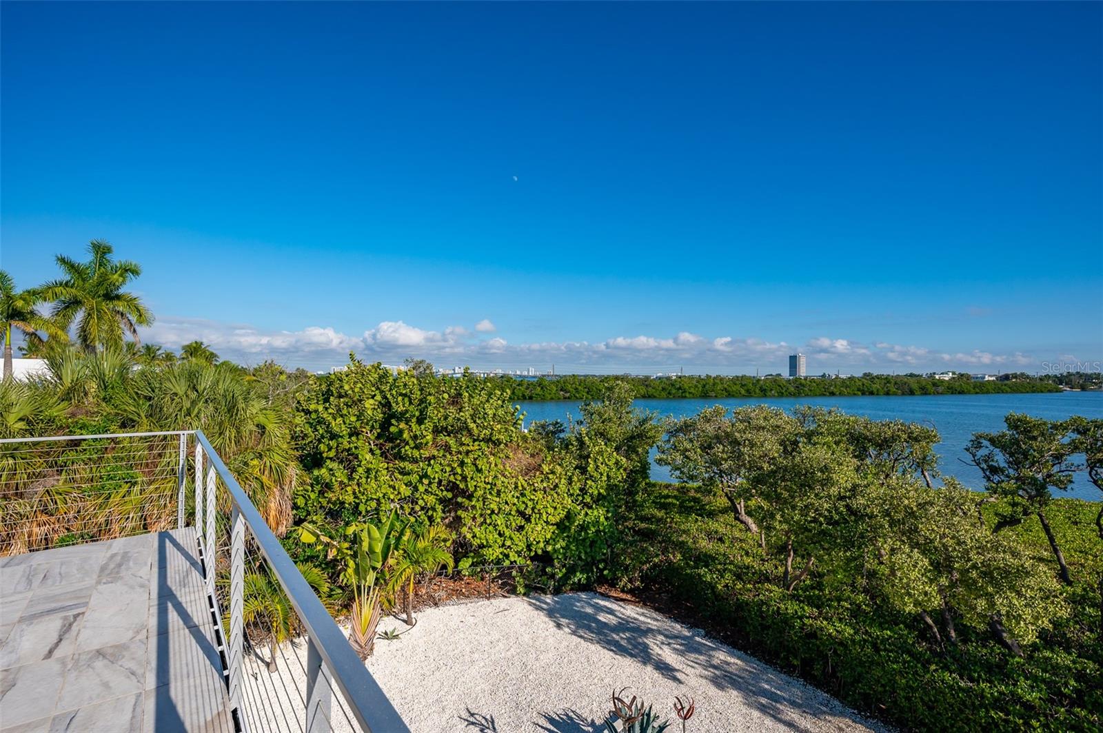 222 MORNINGSIDE DR, SARASOTA, FL — photo 37