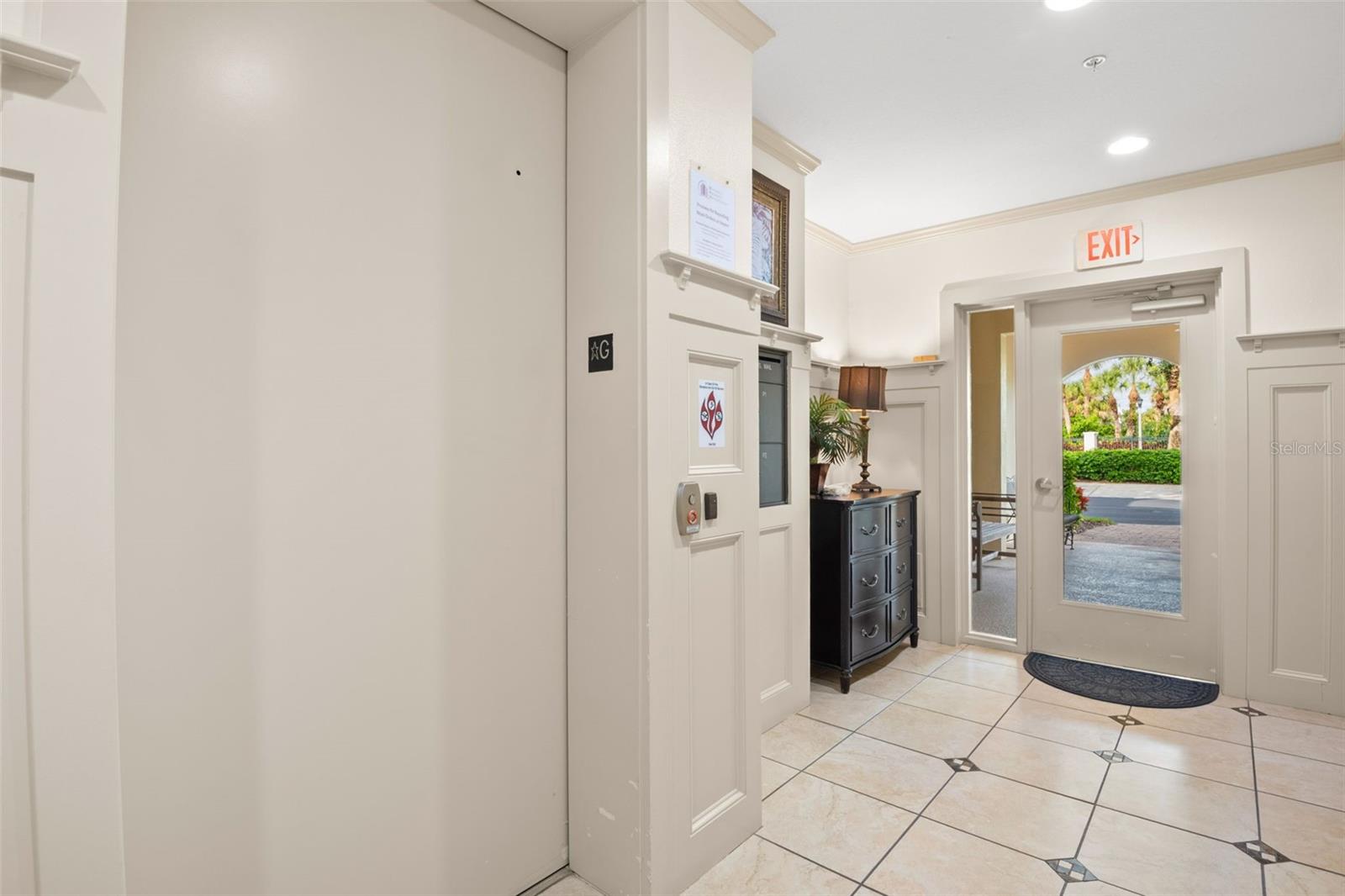 8 ACADEMY WAY S #123, ST PETERSBURG, FL — photo 3