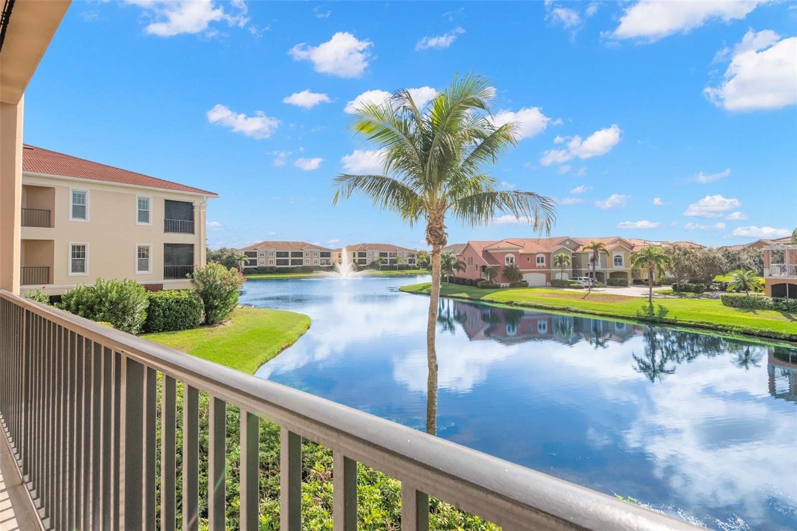 8 ACADEMY WAY S #123, ST PETERSBURG, FL — photo 16