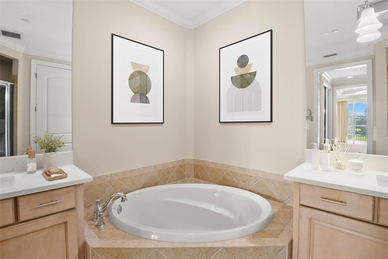 8 ACADEMY WAY S #123, ST PETERSBURG, FL — photo 29