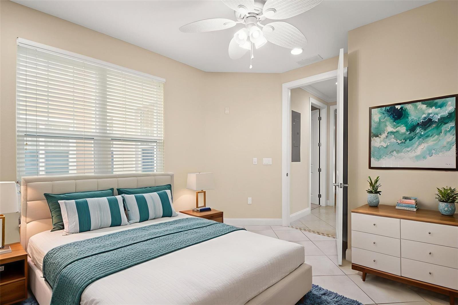 8 ACADEMY WAY S #123, ST PETERSBURG, FL — photo 32
