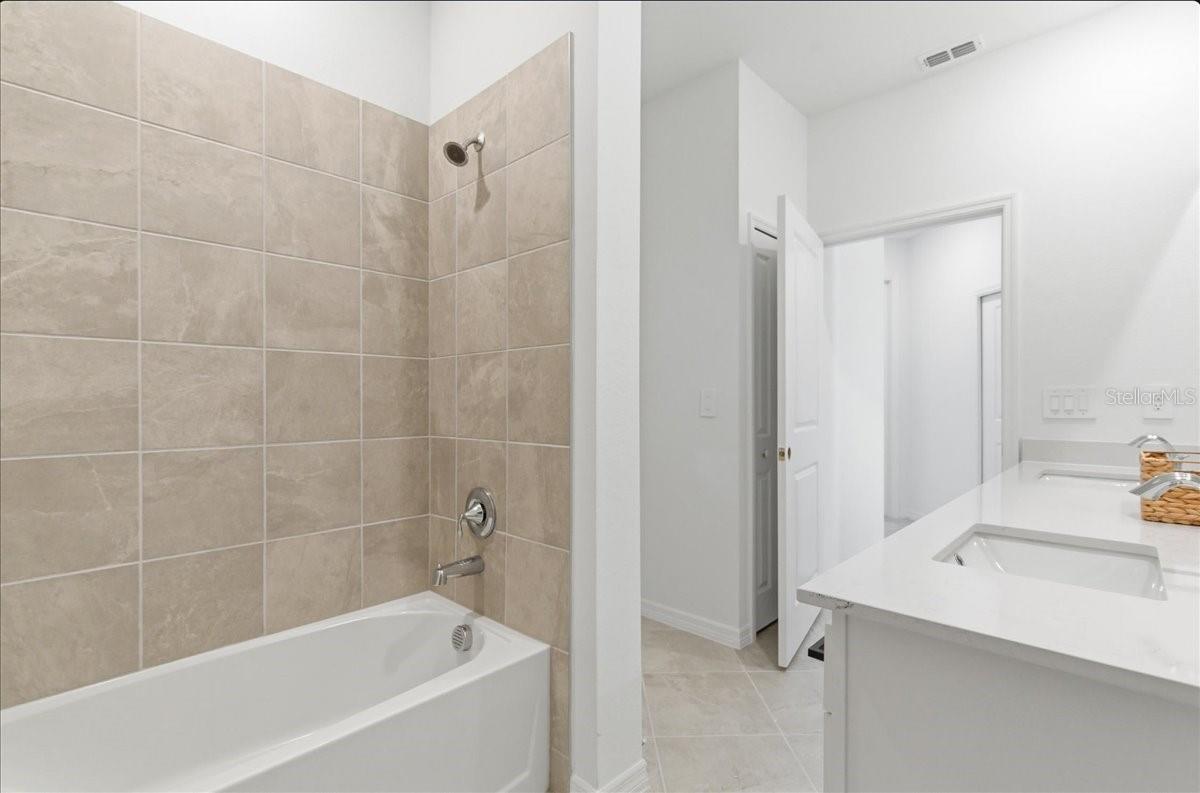 19140 SCALLOP LOOP #308, LAKEWOOD RANCH, FL — photo 15