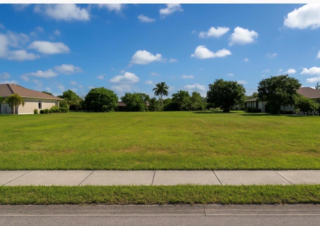 1105 SE 5TH CT, CAPE CORAL, FL — photo 4