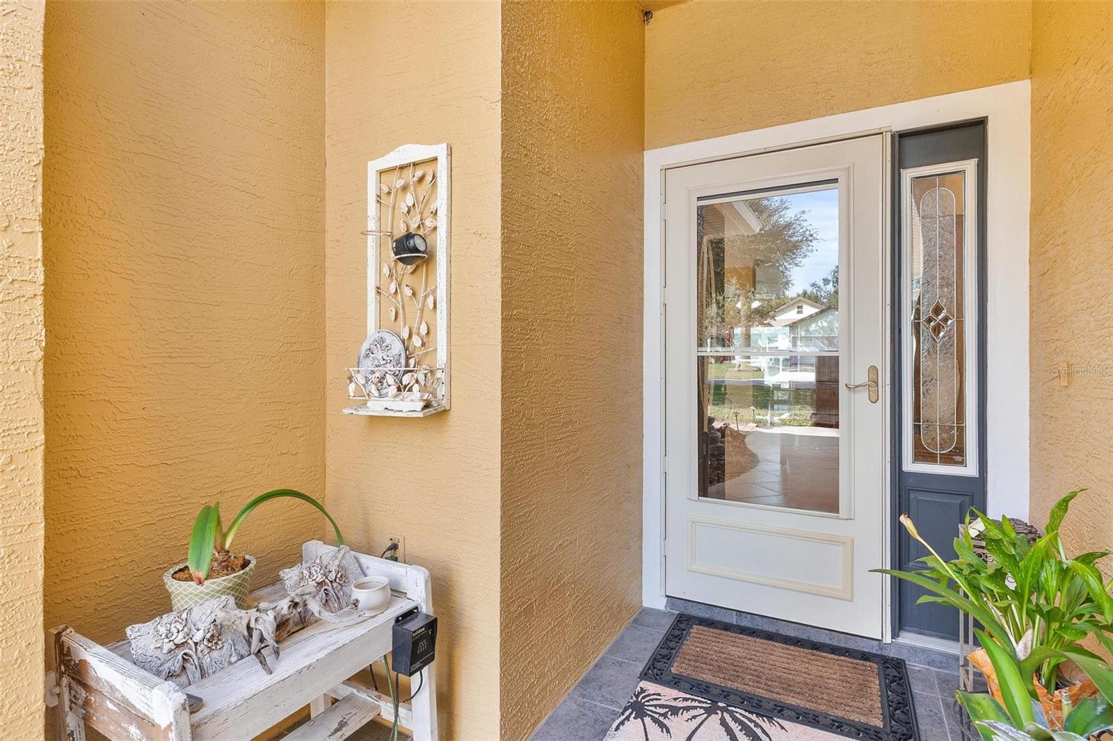 81 TWIN LAKE CIR, UMATILLA, FL — photo 17