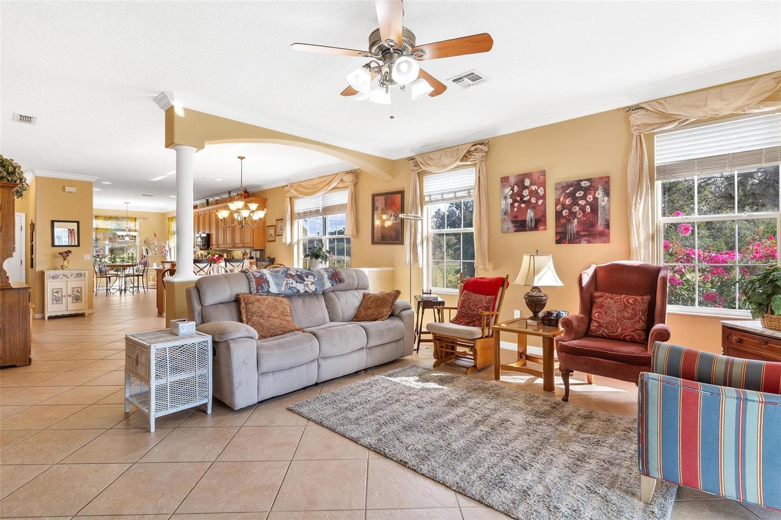 81 TWIN LAKE CIR, UMATILLA, FL — photo 26