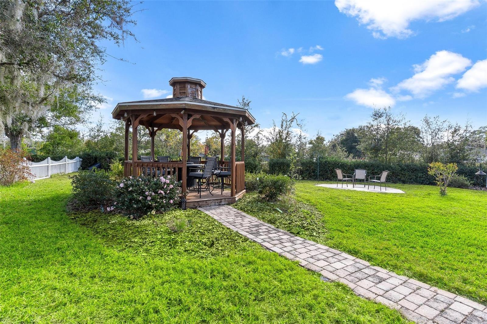 81 TWIN LAKE CIR, UMATILLA, FL — photo 75
