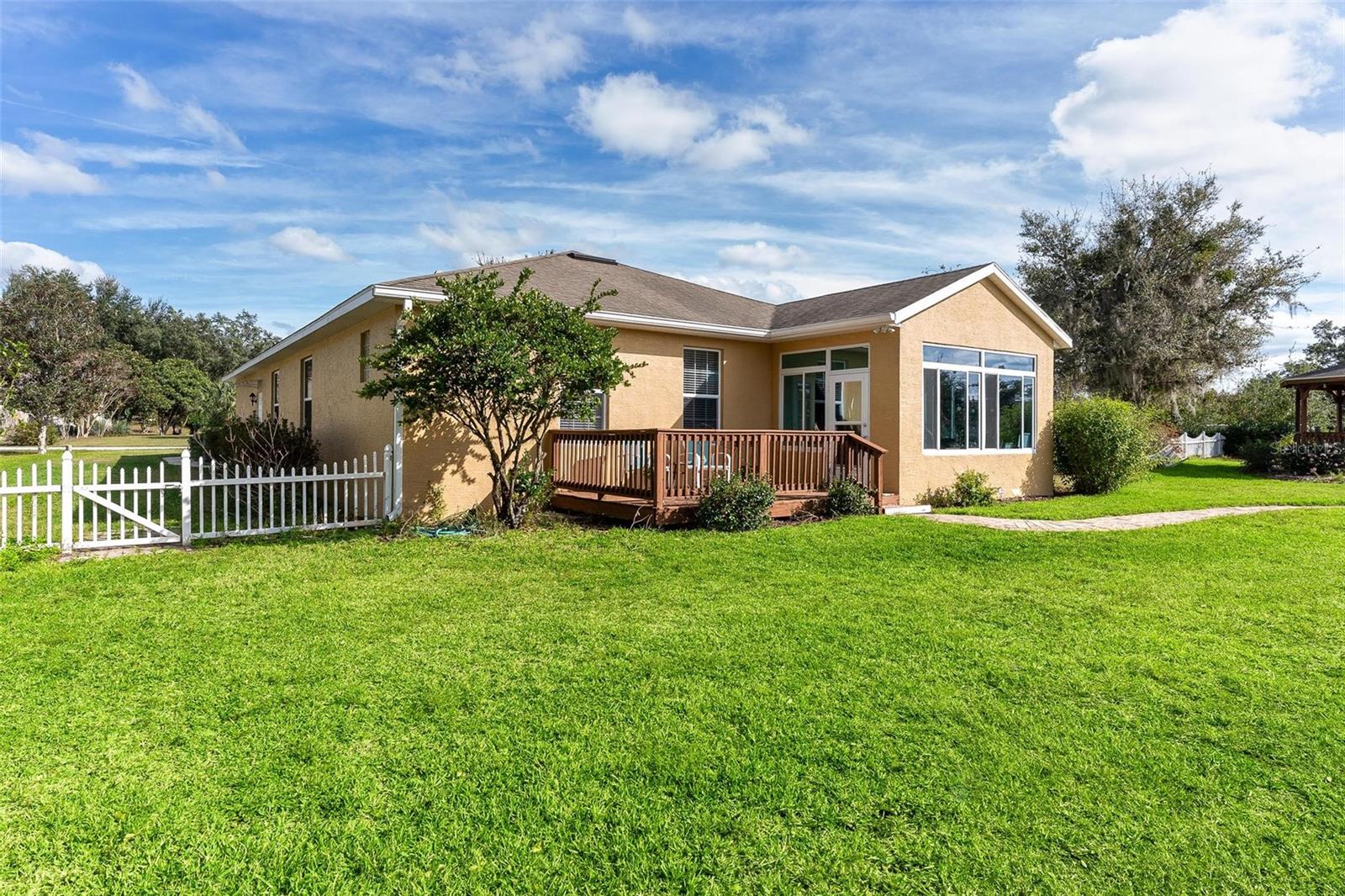 81 TWIN LAKE CIR, UMATILLA, FL — photo 85