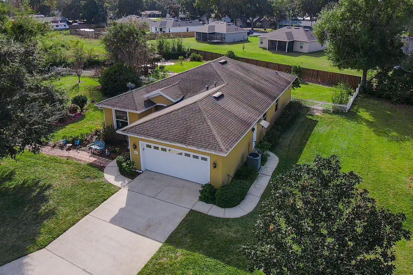 81 TWIN LAKE CIR, UMATILLA, FL — photo 111