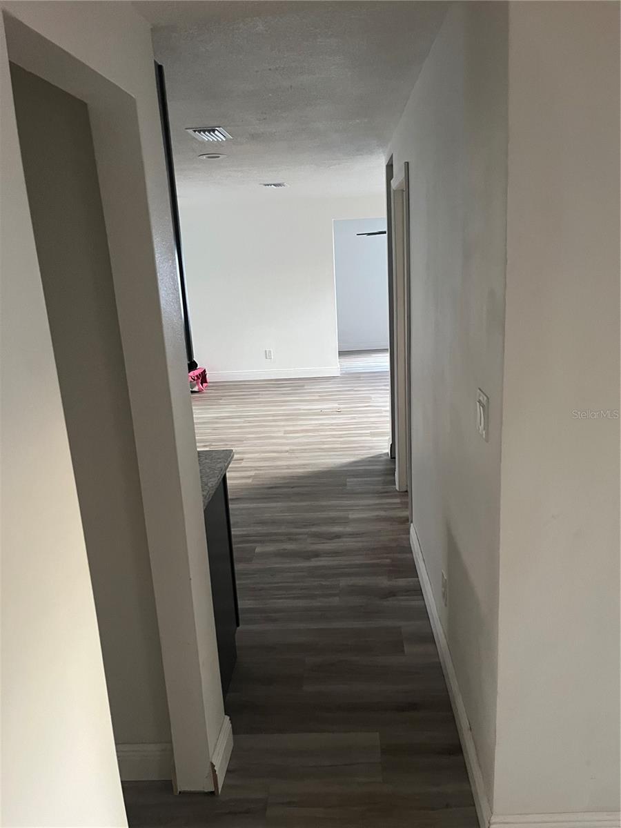 1006 KENMORE DR, BRANDON, FL — photo 15