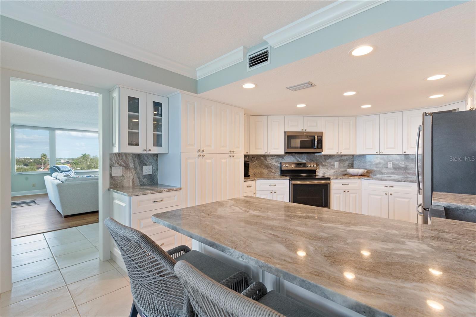 736 ISLAND WAY #406, CLEARWATER, FL — photo 23