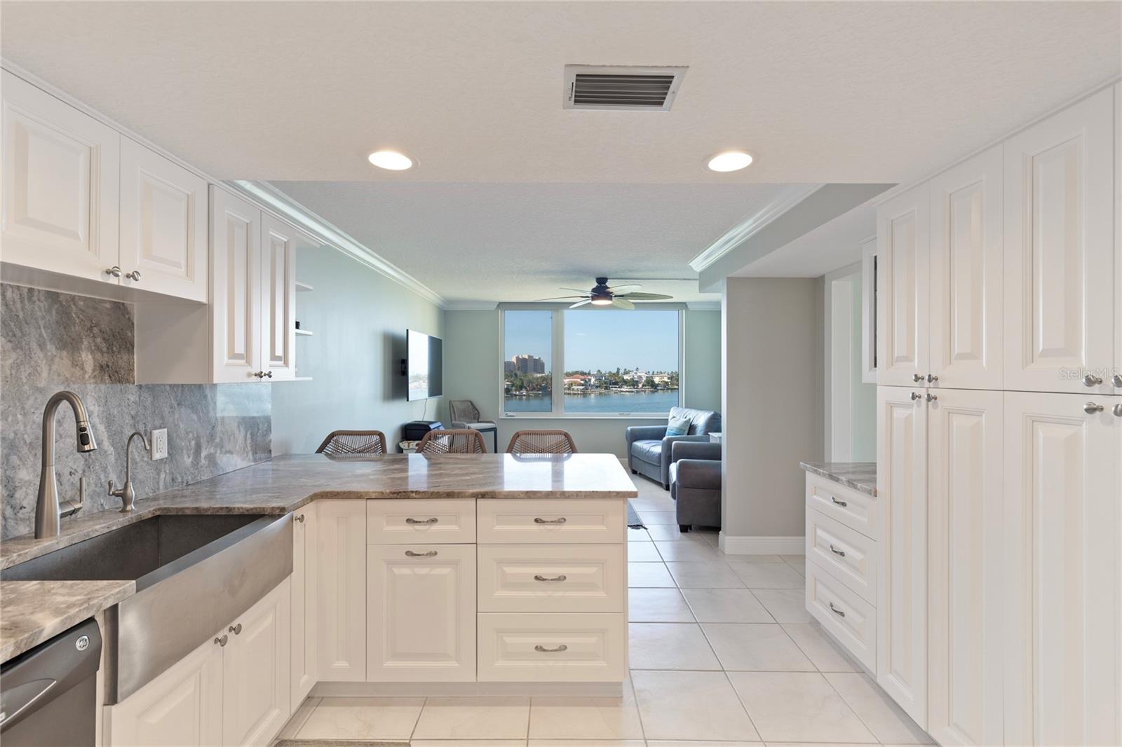 736 ISLAND WAY #406, CLEARWATER, FL — photo 26