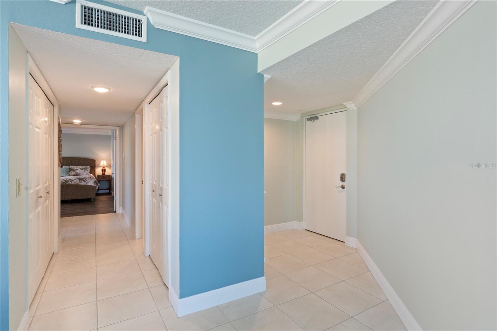 736 ISLAND WAY #406, CLEARWATER, FL — photo 30