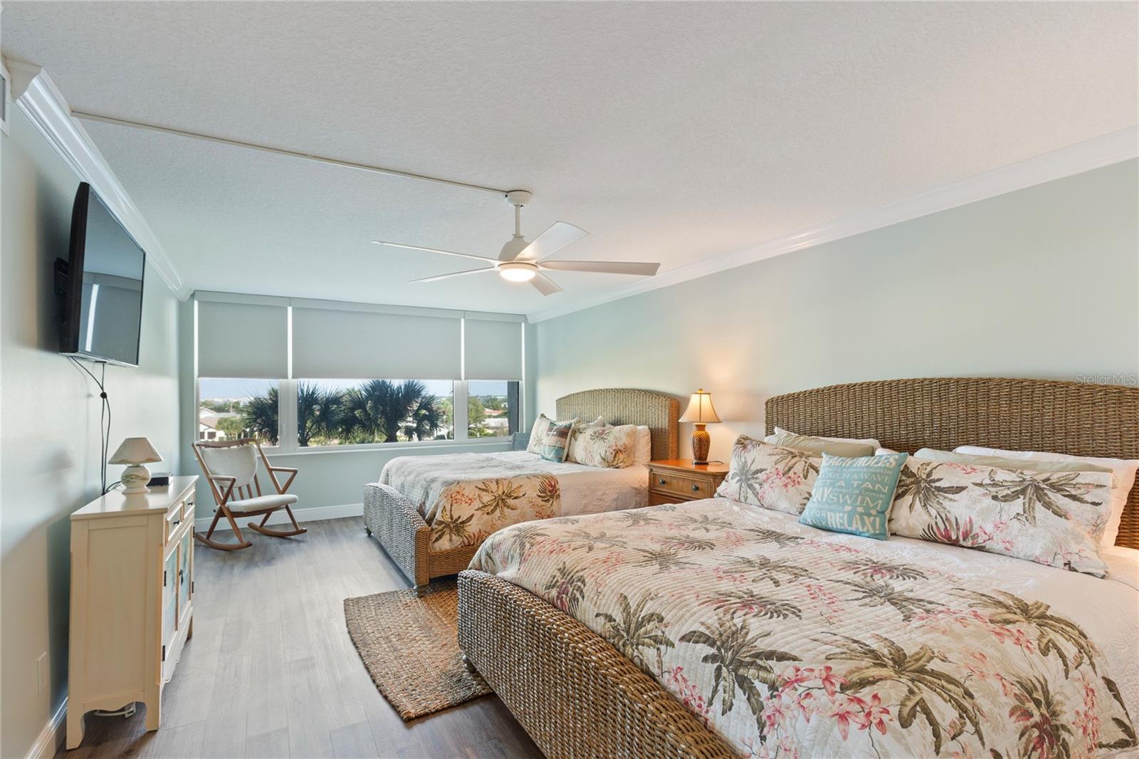 736 ISLAND WAY #406, CLEARWATER, FL — photo 40