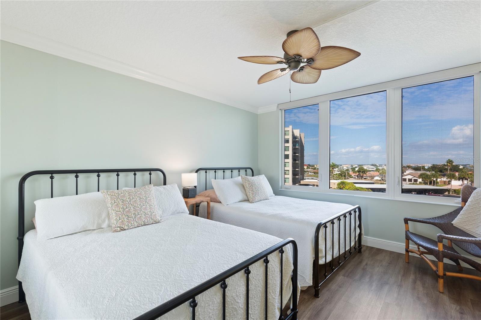 736 ISLAND WAY #406, CLEARWATER, FL — photo 48