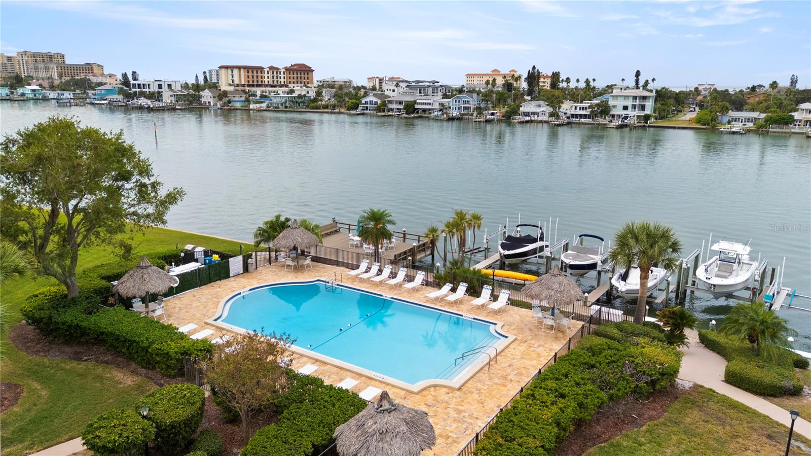 736 ISLAND WAY #406, CLEARWATER, FL — photo 60