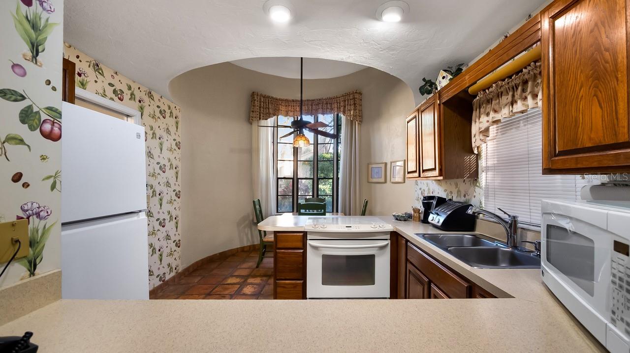 708 SANTA CRUZ LN #708, HOWEY IN THE HILLS, FL — photo 4