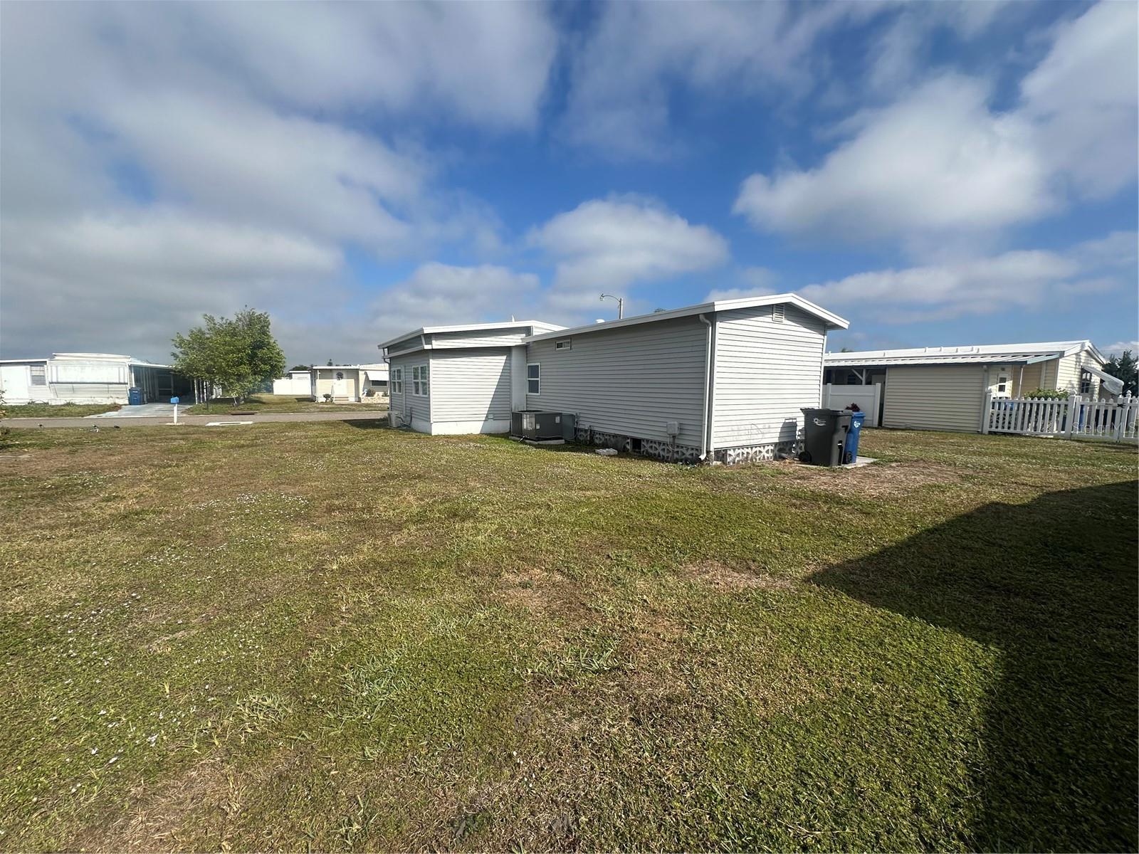 204 52ND AVENUE PLZ E, BRADENTON, FL — photo 4