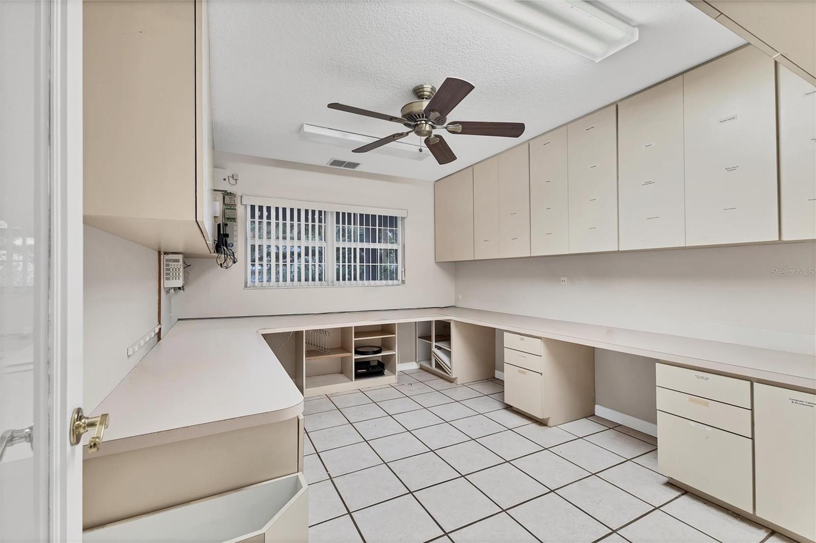 37220 GLENWOOD AVE, MYAKKA CITY, FL — photo 16