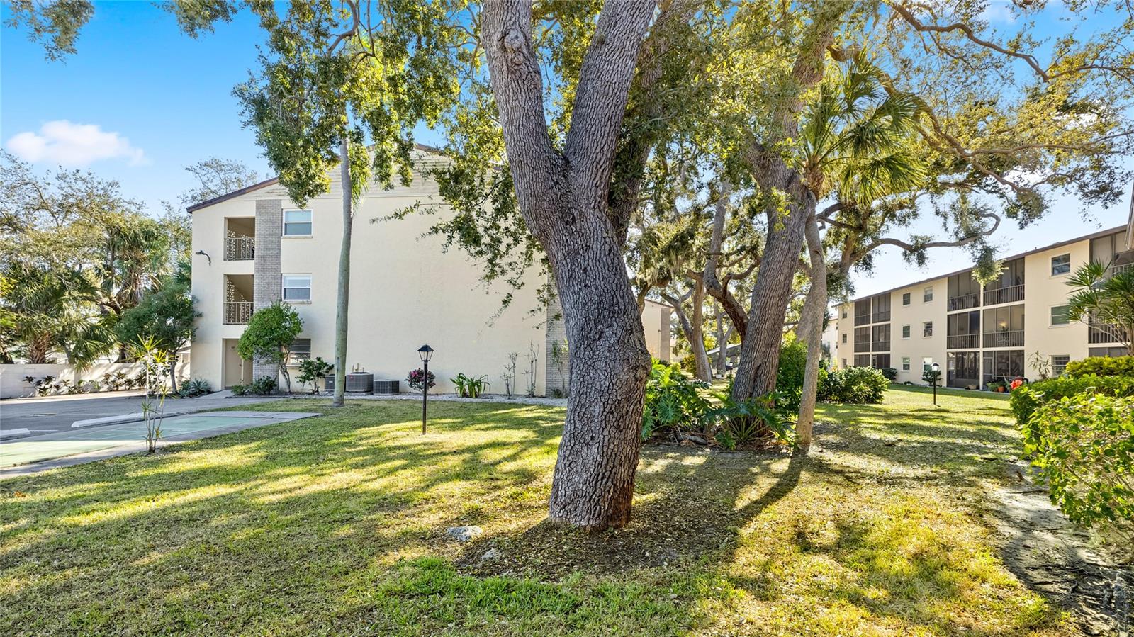 2300 STICKNEY POINT RD #102, SARASOTA, FL — photo 44