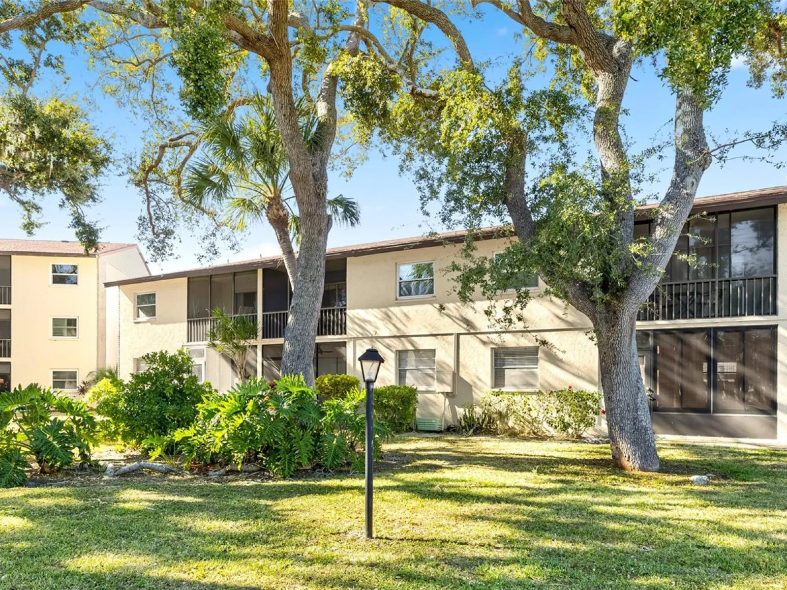 2300 STICKNEY POINT RD #102, SARASOTA, FL — photo 46