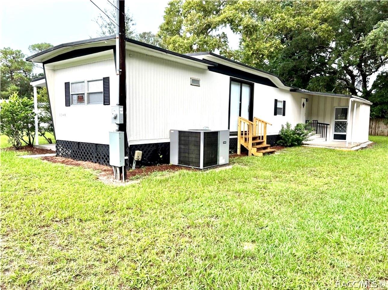 3249 S CALAIS TER, HOMOSASSA, FL — photo 2