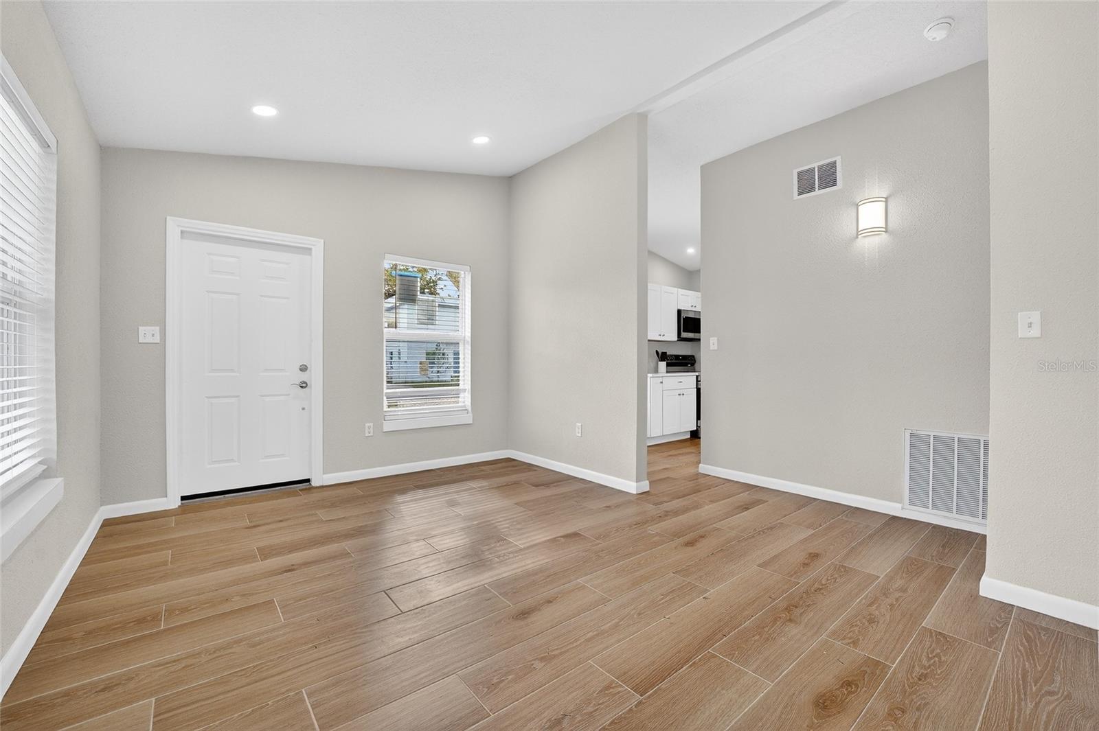 2547 LOMA LINDA ST, SARASOTA, FL — photo 5
