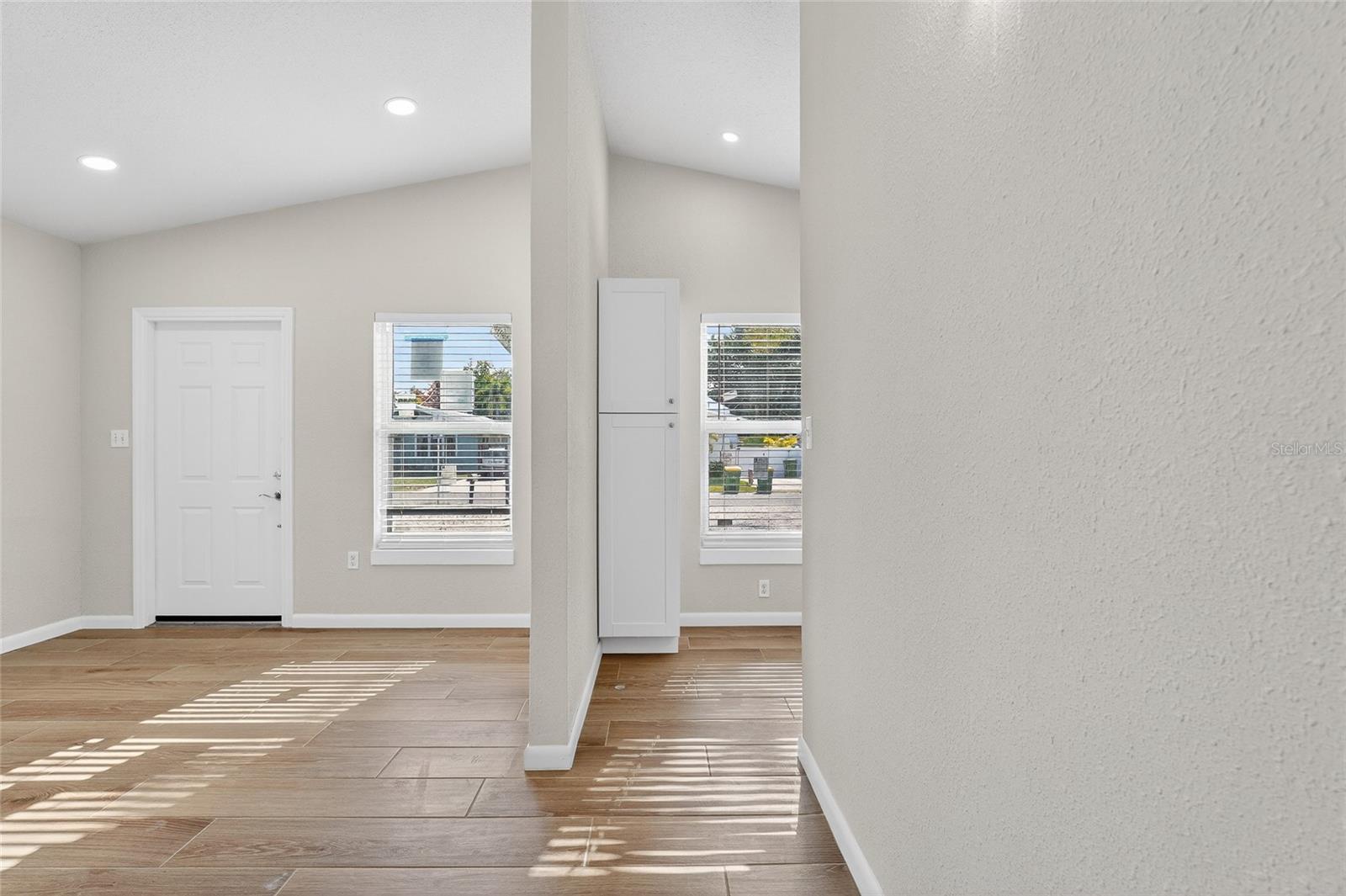 2547 LOMA LINDA ST, SARASOTA, FL — photo 8