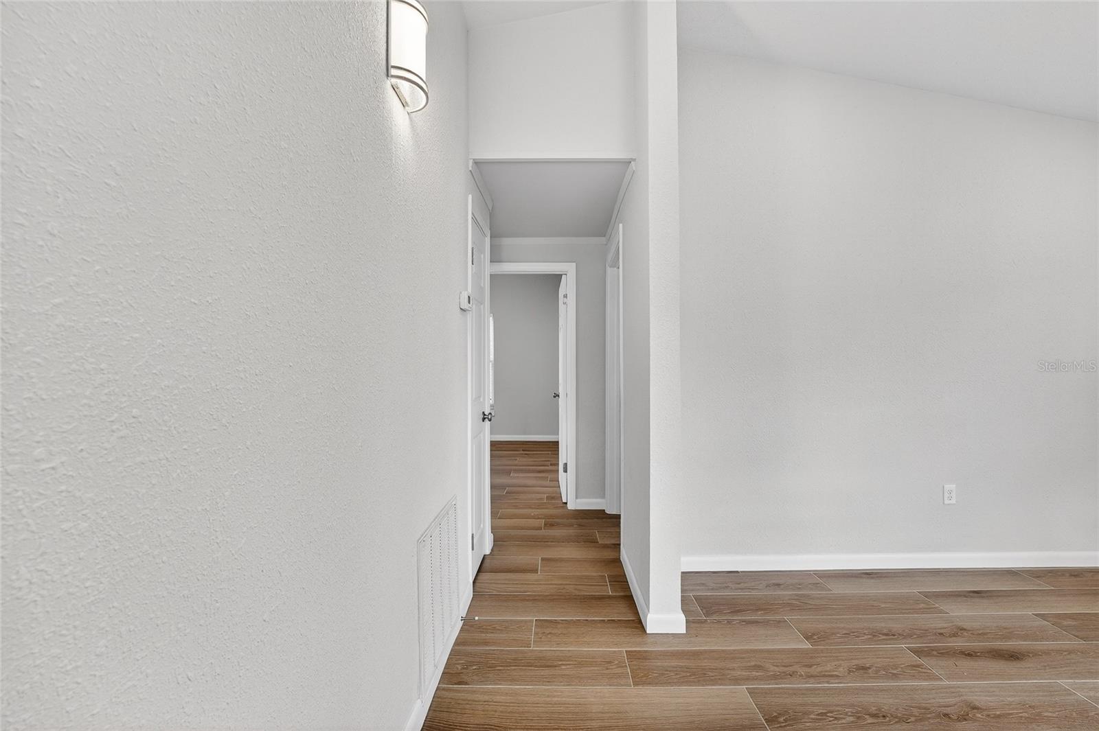 2547 LOMA LINDA ST, SARASOTA, FL — photo 14