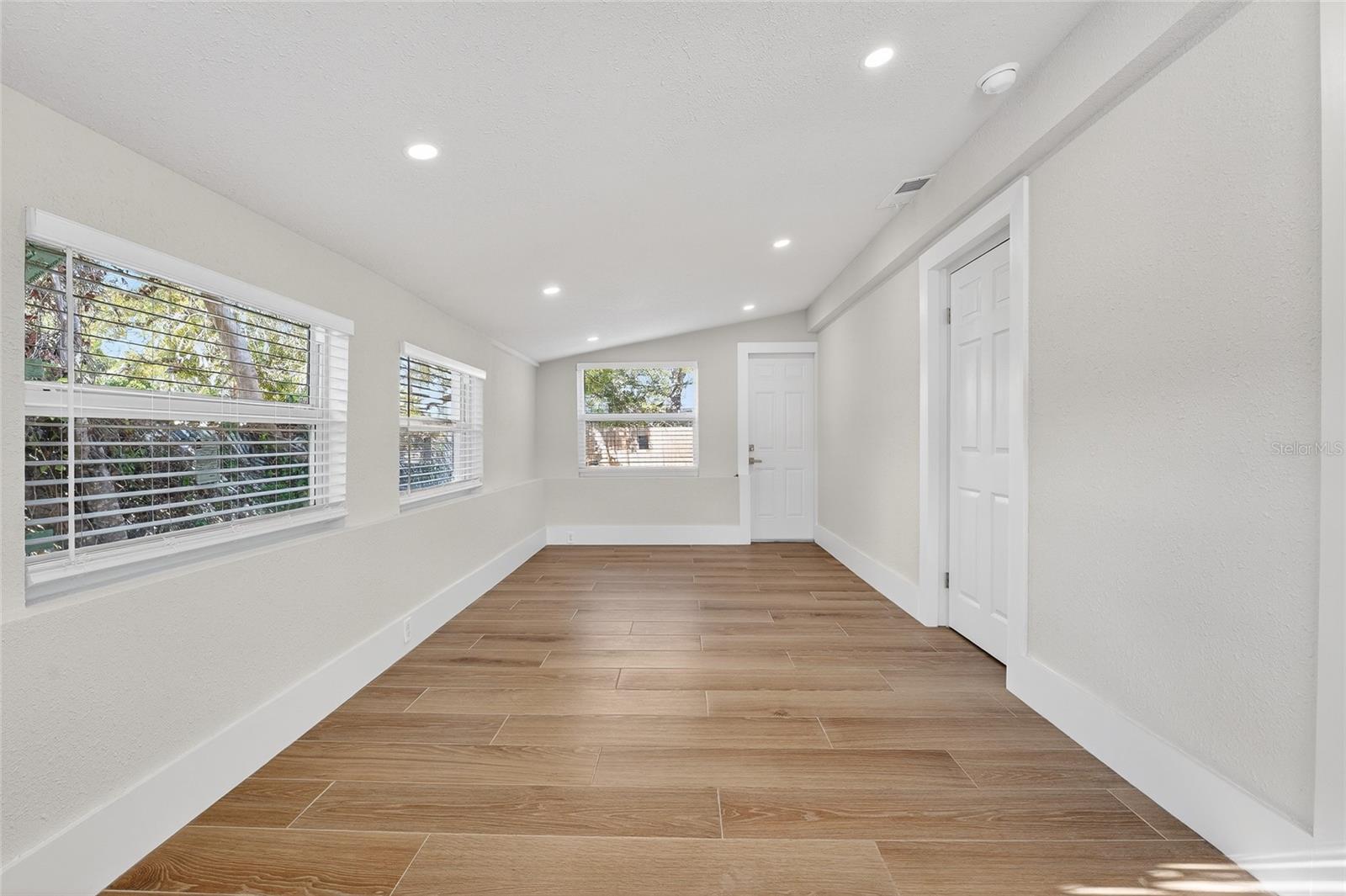 2547 LOMA LINDA ST, SARASOTA, FL — photo 19