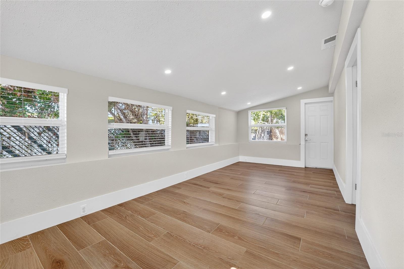 2547 LOMA LINDA ST, SARASOTA, FL — photo 20