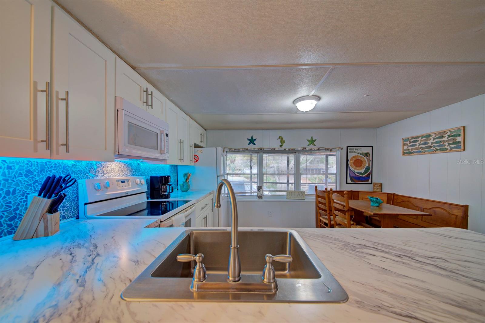 6427 W RICHARD DR, WEEKI WACHEE, FL — photo 9