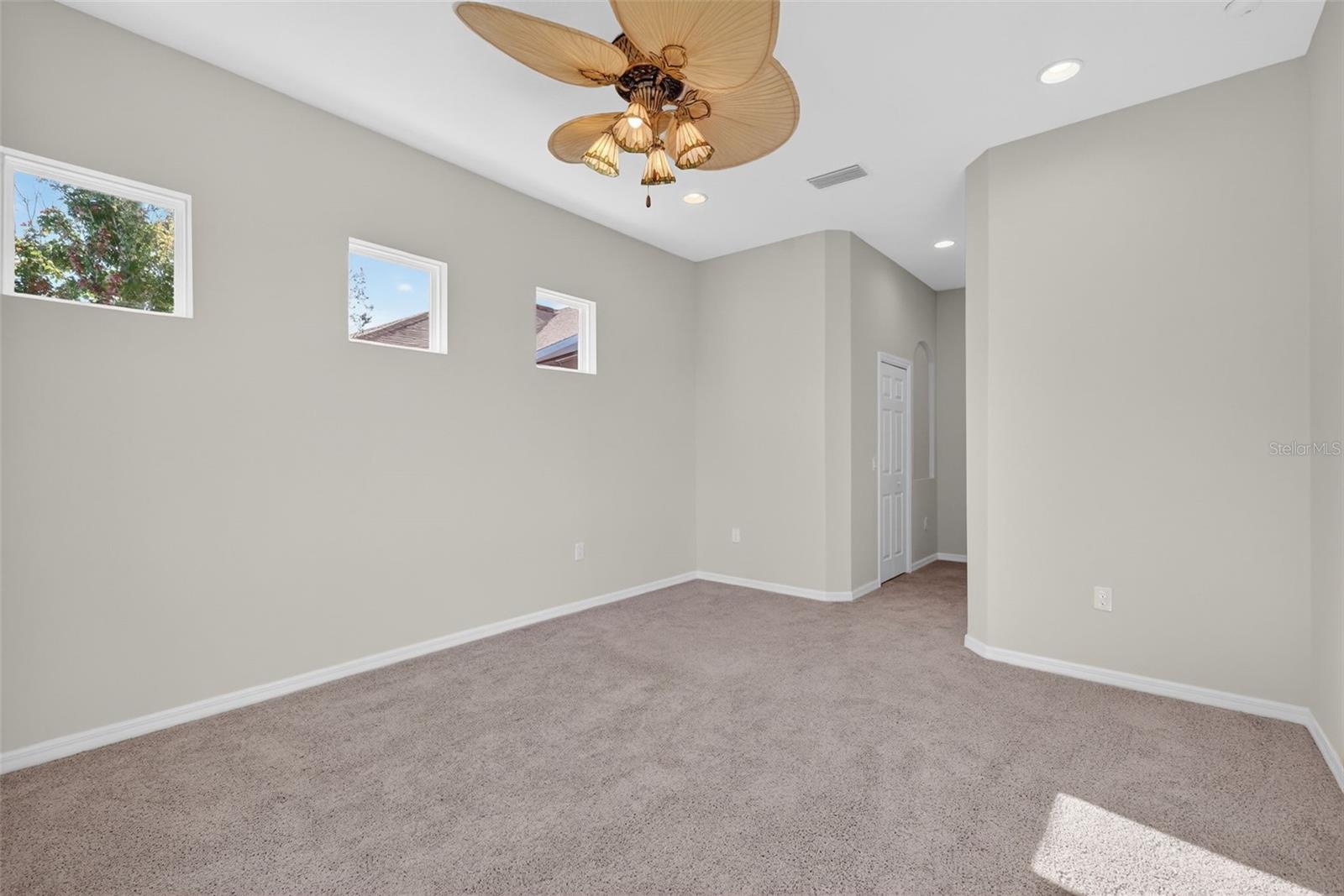 2389 PAWTUCKET PASS, MOUNT DORA, FL — photo 59