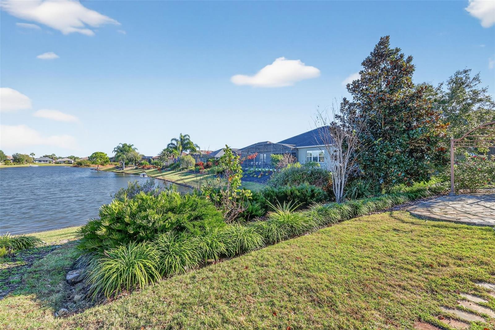 2389 PAWTUCKET PASS, MOUNT DORA, FL — photo 99