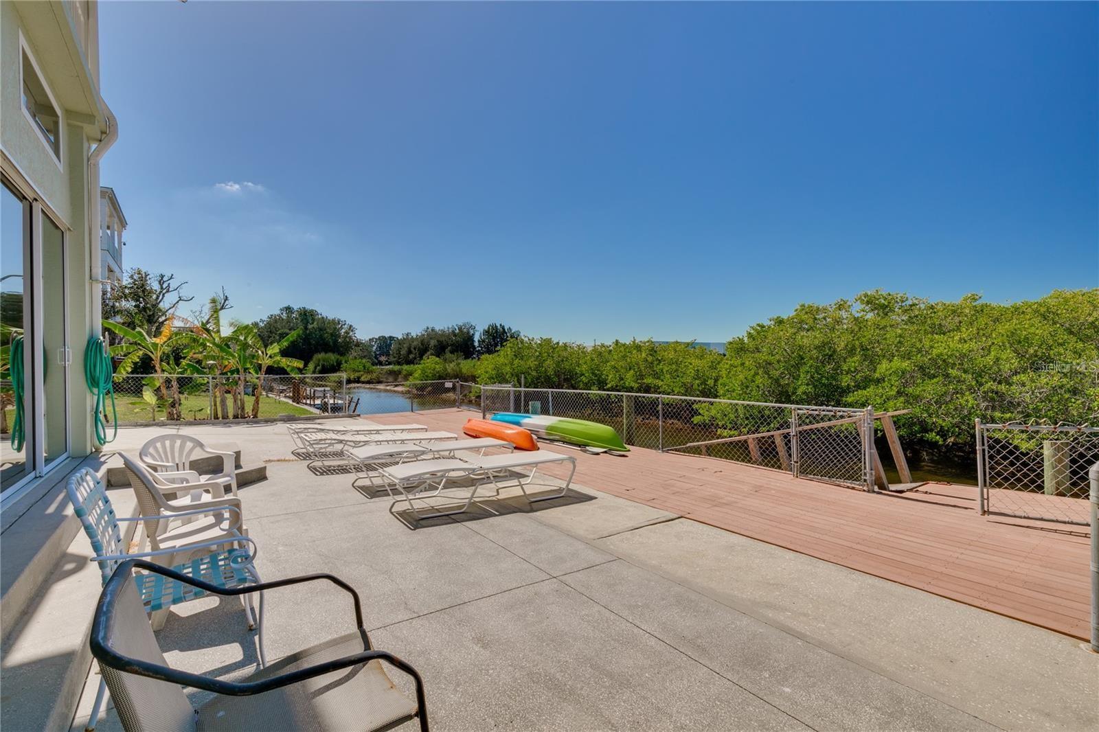 14441 BIRCH ST, HUDSON, FL — photo 11