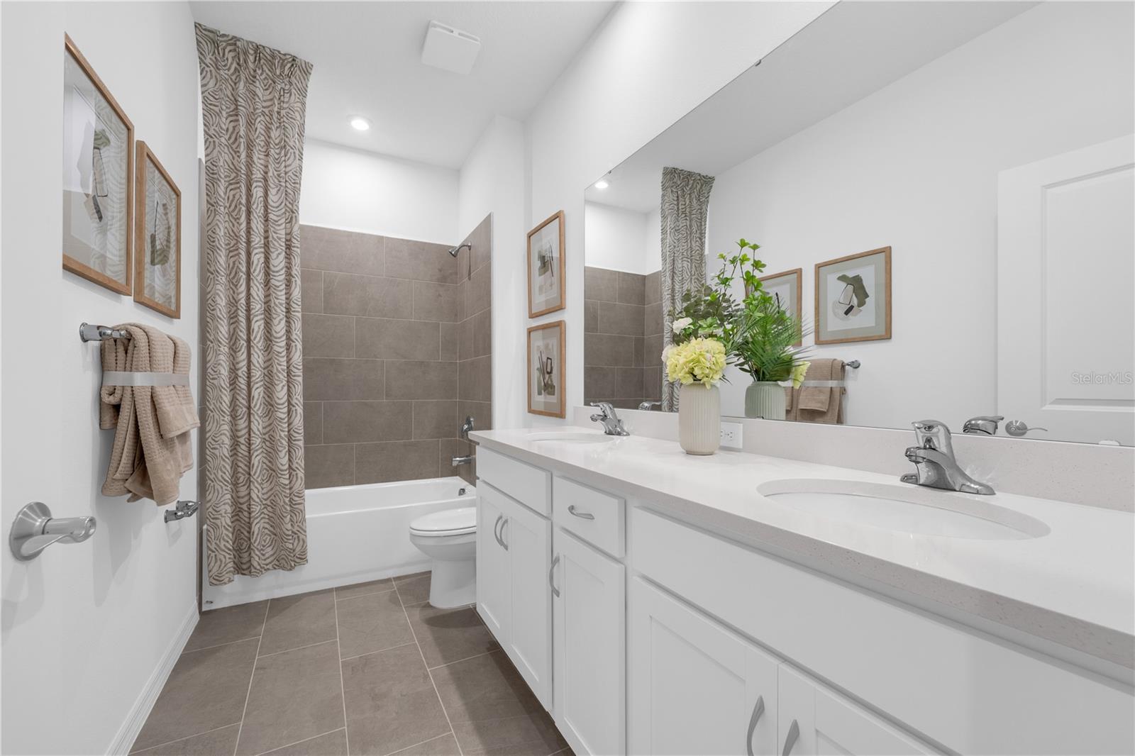 12885 TROVITA DR, GRAND ISLAND, FL — photo 60