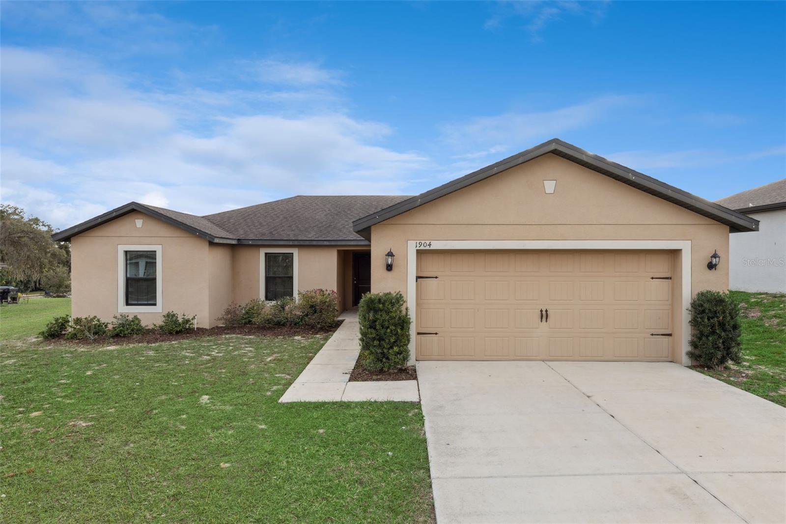 1904 PIEDMONT CT, MASCOTTE, FL — photo 4
