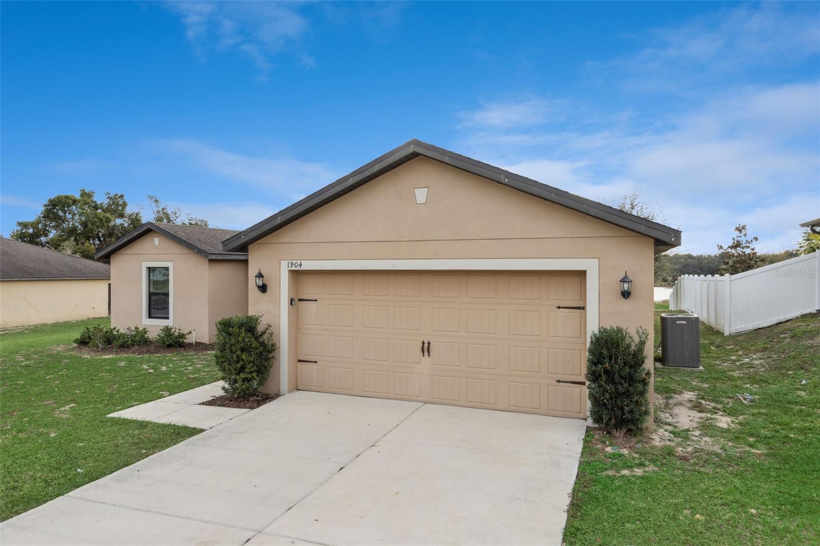1904 PIEDMONT CT, MASCOTTE, FL — photo 5