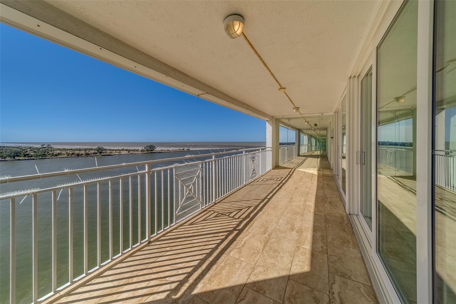 675 S GULFVIEW BLVD #PH1, CLEARWATER BEACH, FL — photo 23