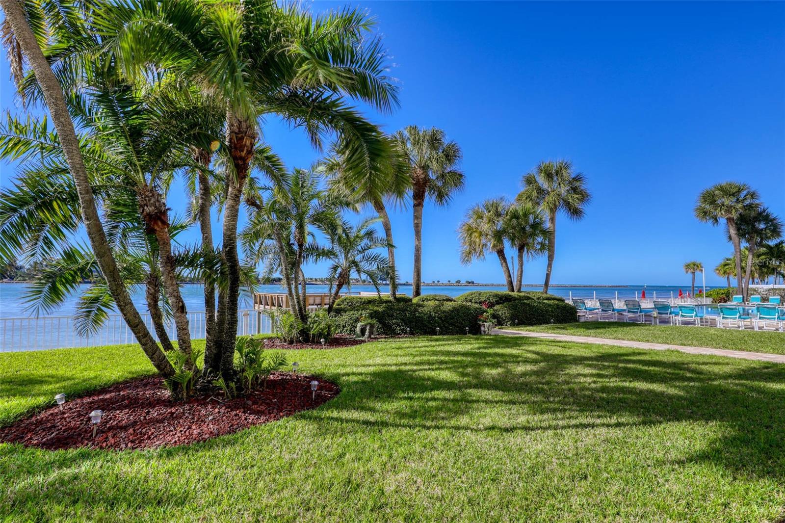 675 S GULFVIEW BLVD #PH1, CLEARWATER BEACH, FL — photo 28