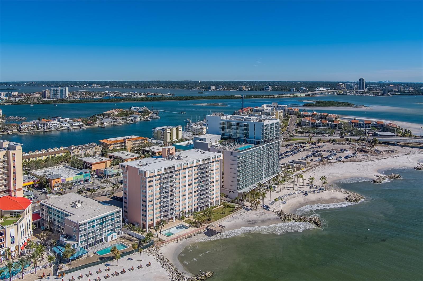 675 S GULFVIEW BLVD #PH1, CLEARWATER BEACH, FL — photo 41