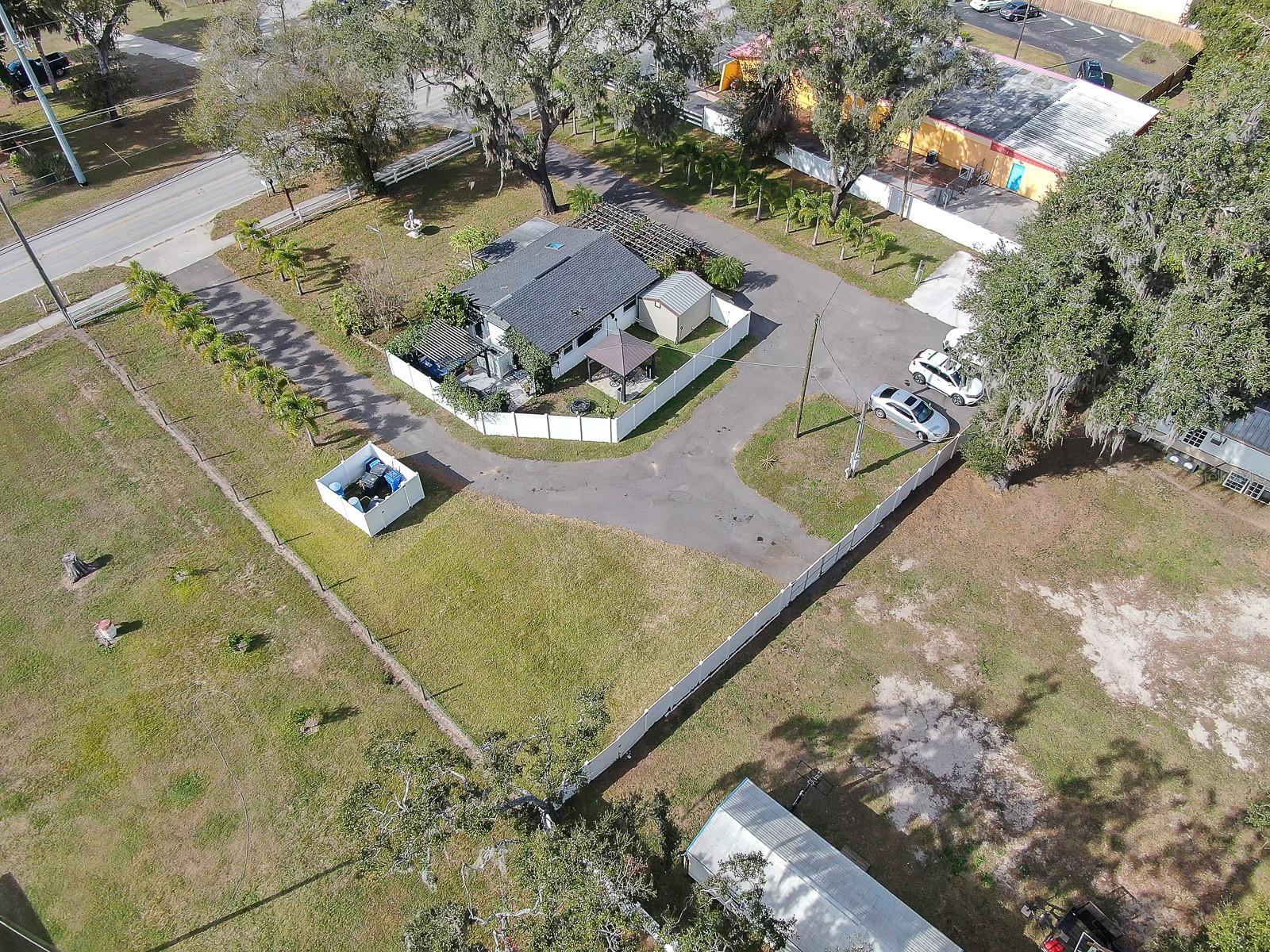 105 S SAINT CLOUD AVE, VALRICO, FL — photo 3