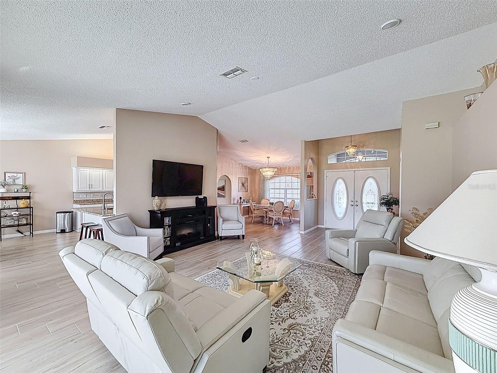 9428 APPLE DUMPLING CT, WEEKI WACHEE, FL — photo 6