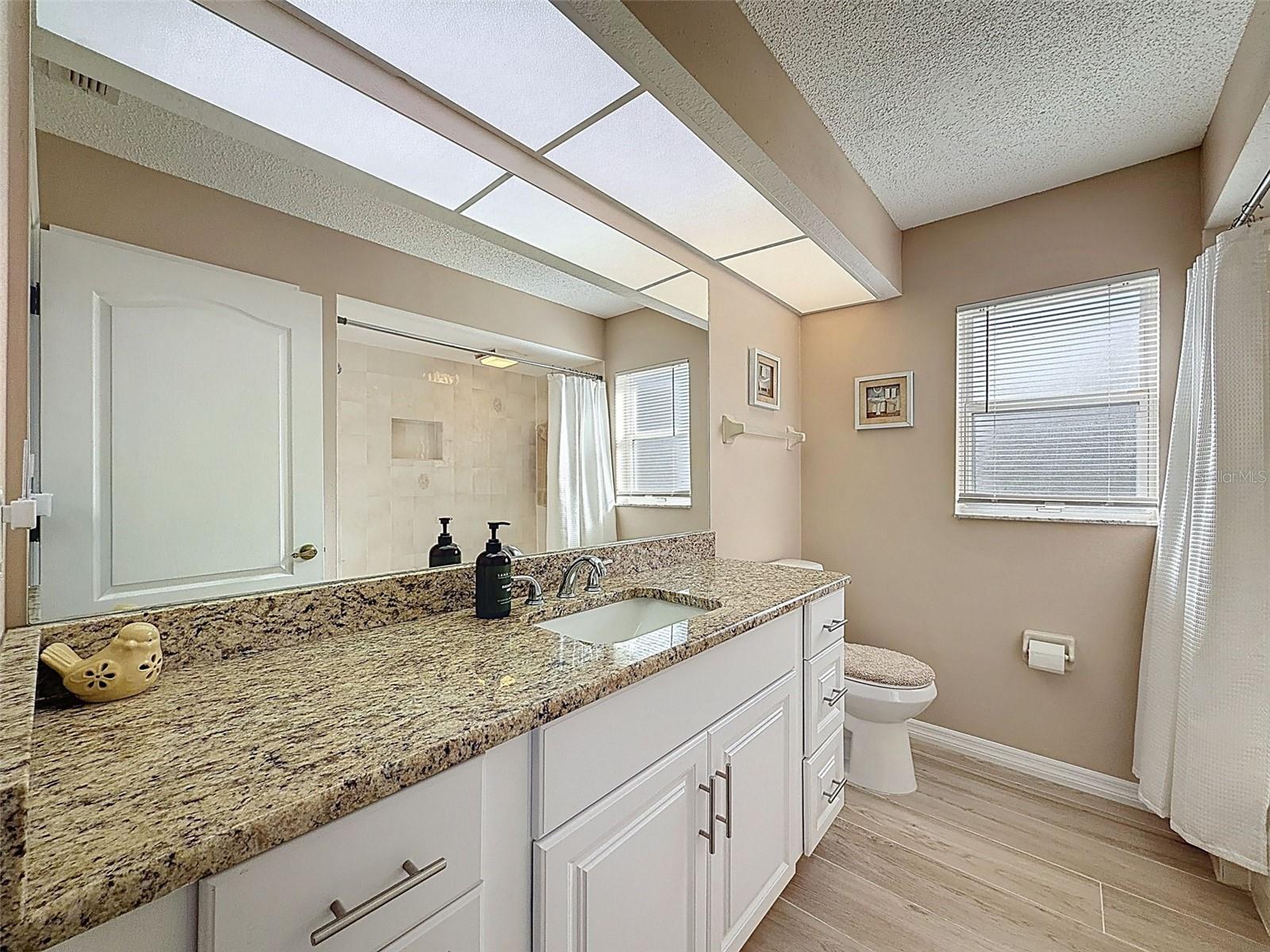 9428 APPLE DUMPLING CT, WEEKI WACHEE, FL — photo 22